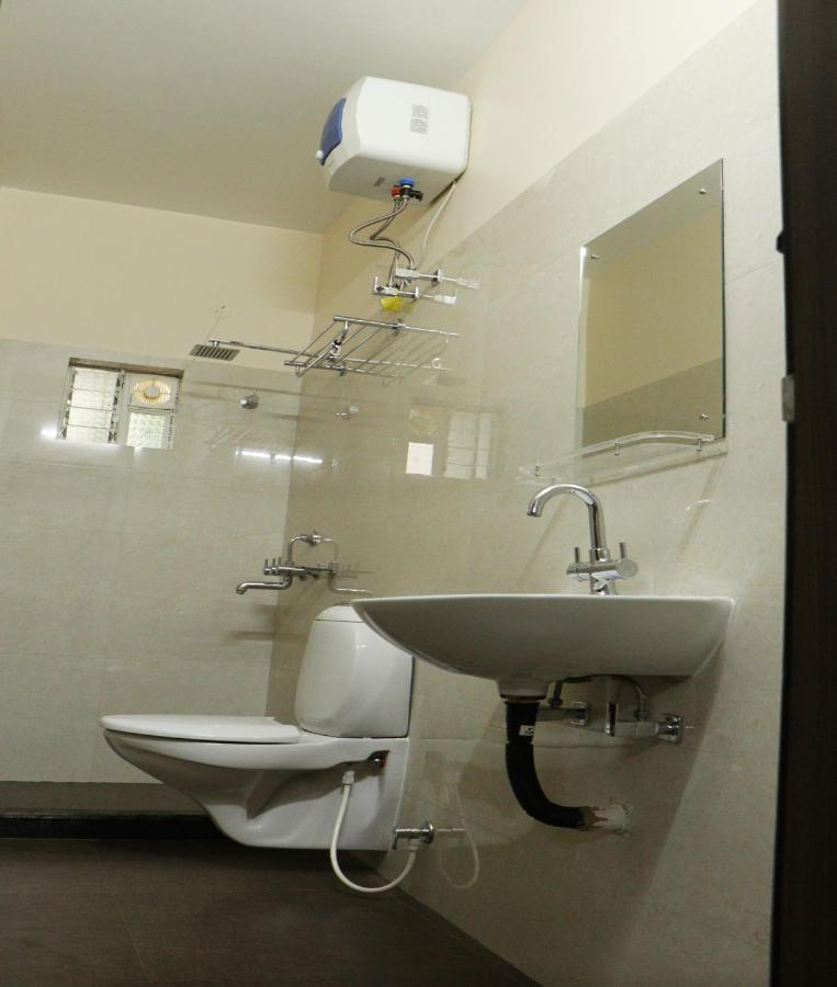 Radharani Apartment Kolkata Eksteriør bilde
